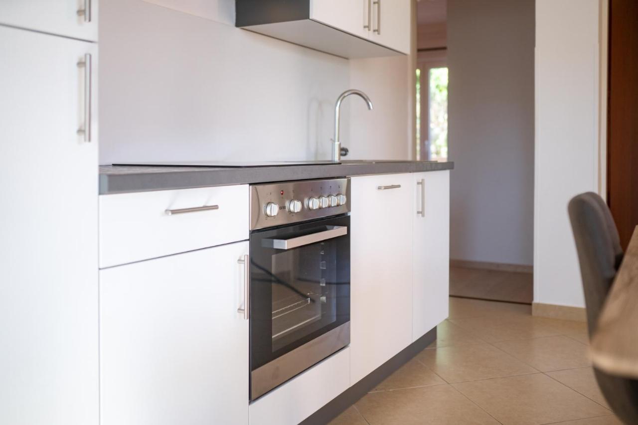 Apartmani Milena Barbat na Rabu Ngoại thất bức ảnh