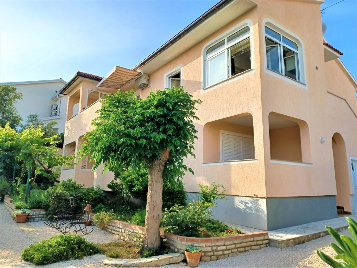 Apartmani Milena Barbat na Rabu Ngoại thất bức ảnh